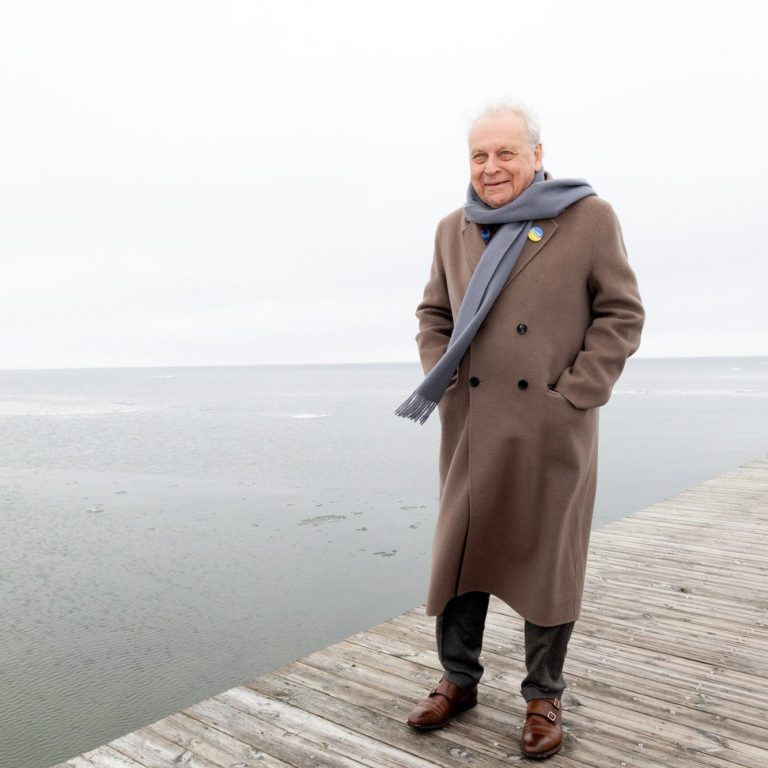 Herman Lindqvist och Kalle Leander i ett möte mellan historia och musik.